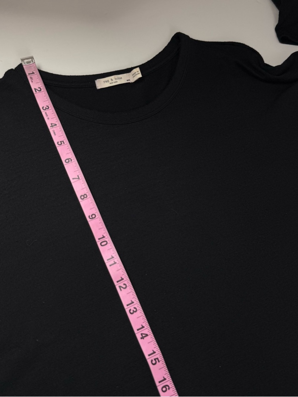 Rag & Bone Relaxed Long Sleeve Knit Top Womens Medium Black Curved Baseball Hem - Picture 8 of 10